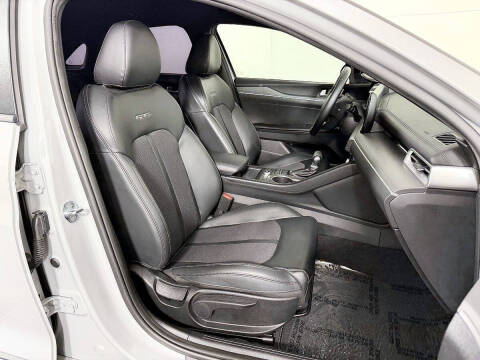 2022 Kia K5