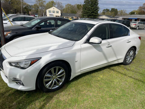 2014 Infiniti Q50 for sale at LAURINBURG AUTO SALES in Laurinburg NC