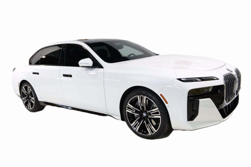 2023 BMW 7 Series 760i xDrive