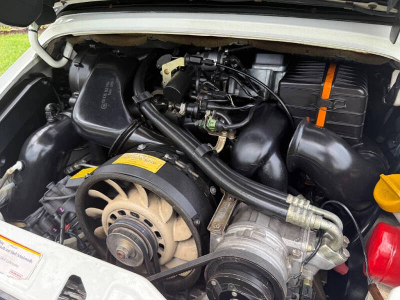 1992 Porsche 911 Carrera 2