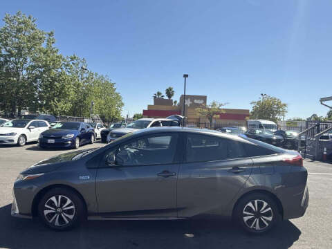 2017 Toyota Prius Prime Plus