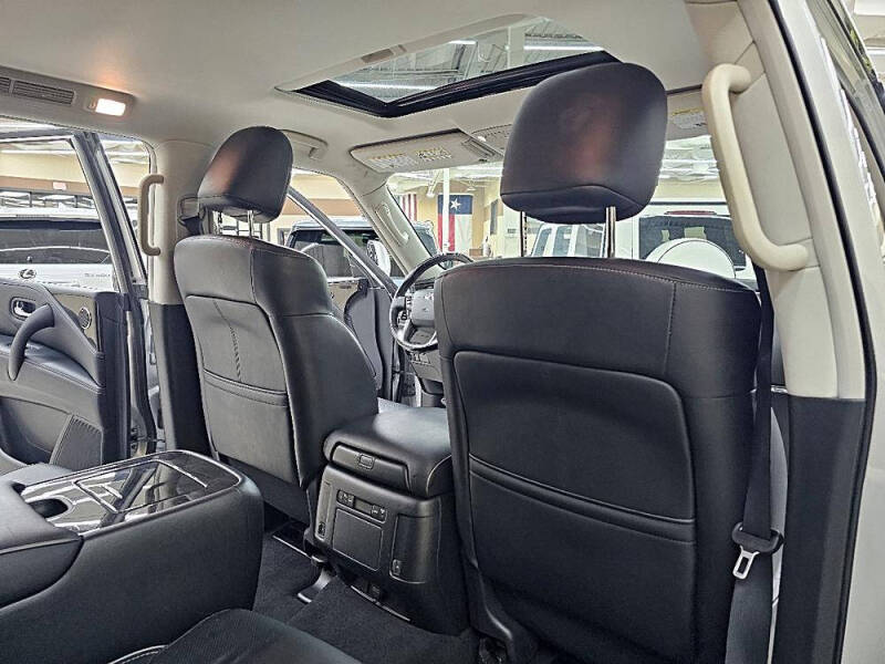 2021 Infiniti QX80 Luxe