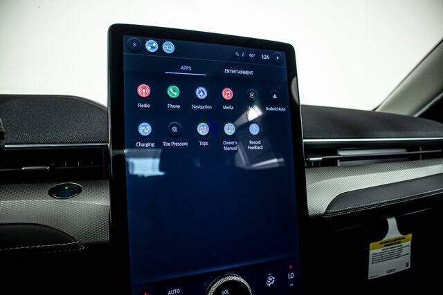 2023 Ford Mustang Mach-E California Route 1