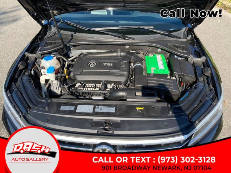 2017 Volkswagen Passat 1.8T SEL Premium