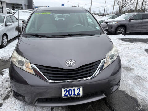 2012 Toyota Sienna LE 8-Passenger