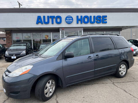 2008 Toyota Sienna for sale at Auto House Motors in Downers Grove IL