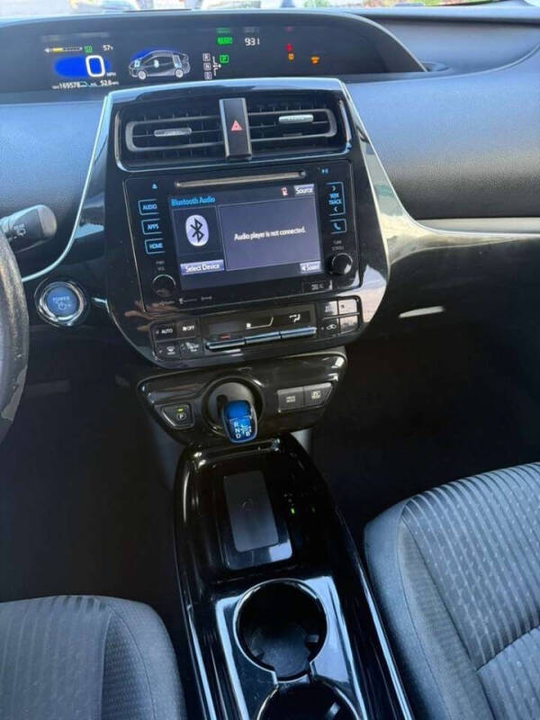 2017 Toyota Prius Three