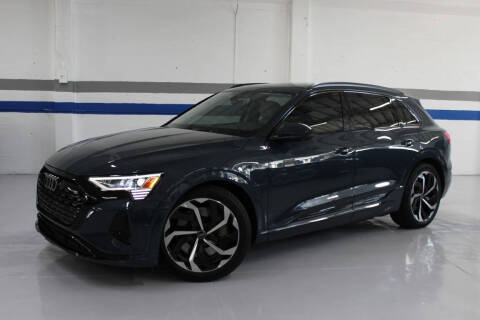 2024 Audi Q8 e-tron quattro Premium Plus