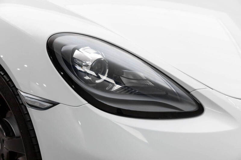 2018 Porsche 718 Cayman