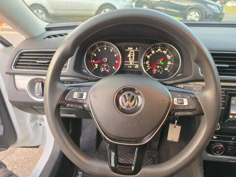 2016 Volkswagen Passat 1.8T S