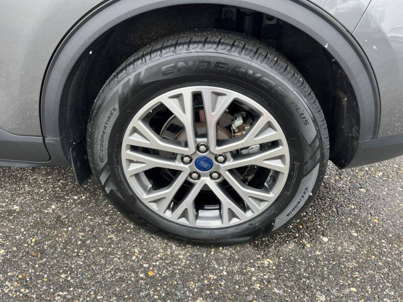 2022 Ford Escape SEL