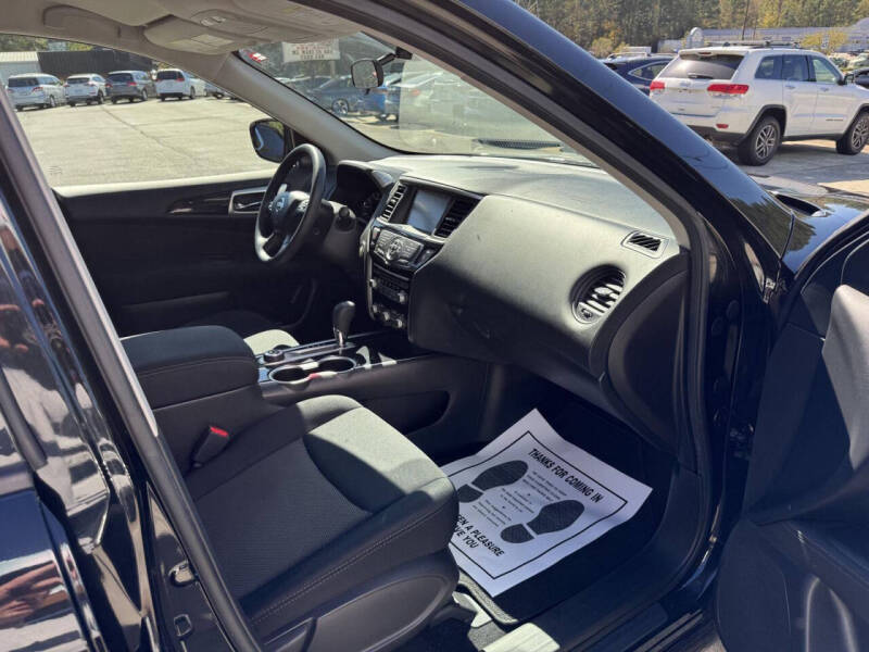 2017 Nissan Pathfinder S