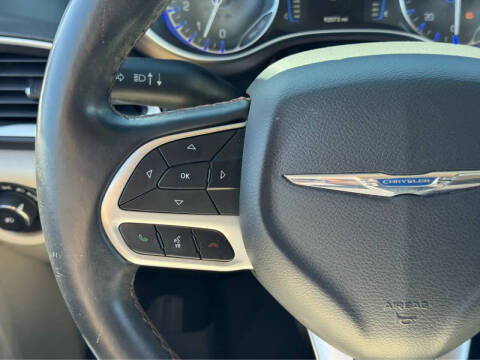 2017 Chrysler Pacifica Touring-L