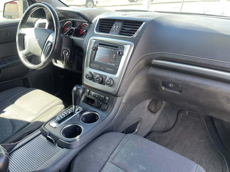 2016 GMC Acadia SLE-2