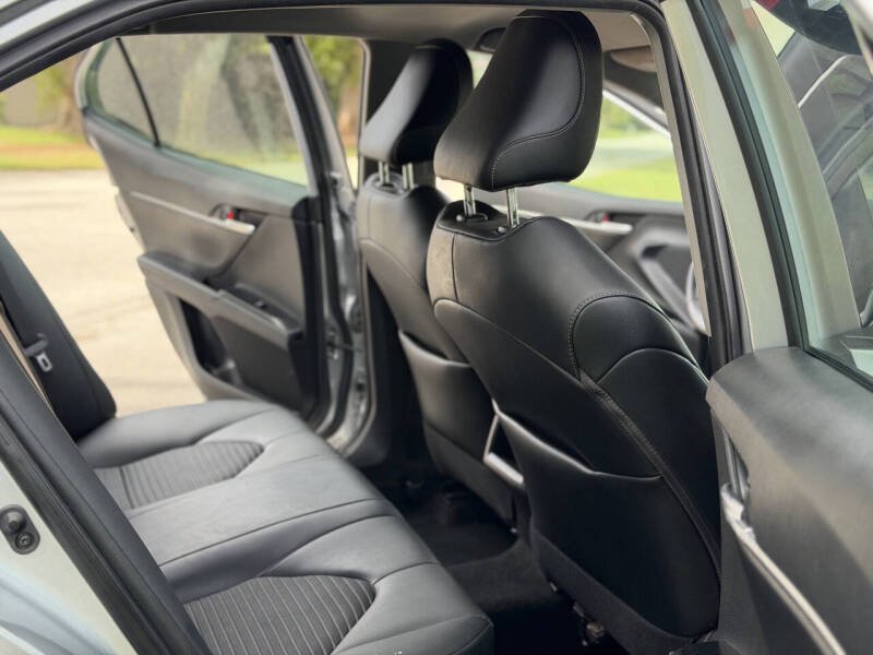 2020 Toyota Camry SE Nightshade