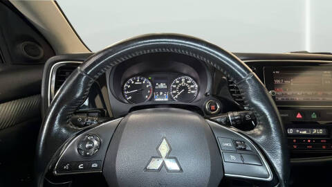 2017 Mitsubishi Outlander SE