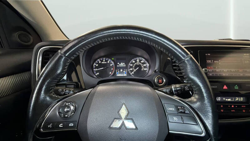 2017 Mitsubishi Outlander SE