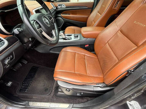 2018 Jeep Grand Cherokee Summit