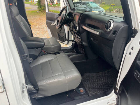 2011 Jeep Wrangler Unlimited Sahara