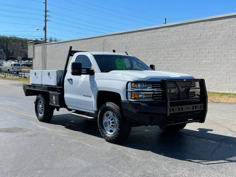 Used 2018 Chevrolet Silverado 2500HD Work Truck with VIN 1GB0KUEG8JZ241748 for sale in Knoxville, TN