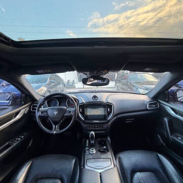 2017 Maserati Ghibli