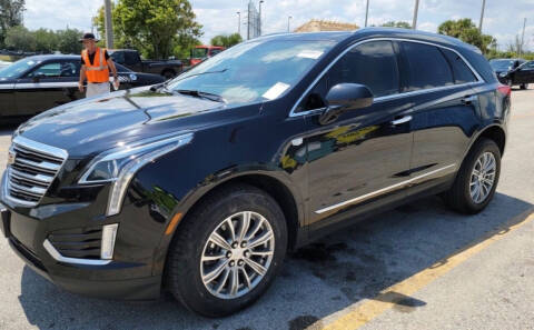 2018 Cadillac XT5 for sale at M.D.V. INTERNATIONAL AUTO CORP in Fort Lauderdale FL