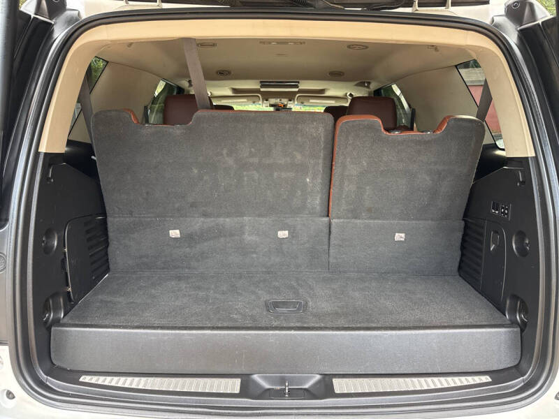 2019 Cadillac Escalade Luxury