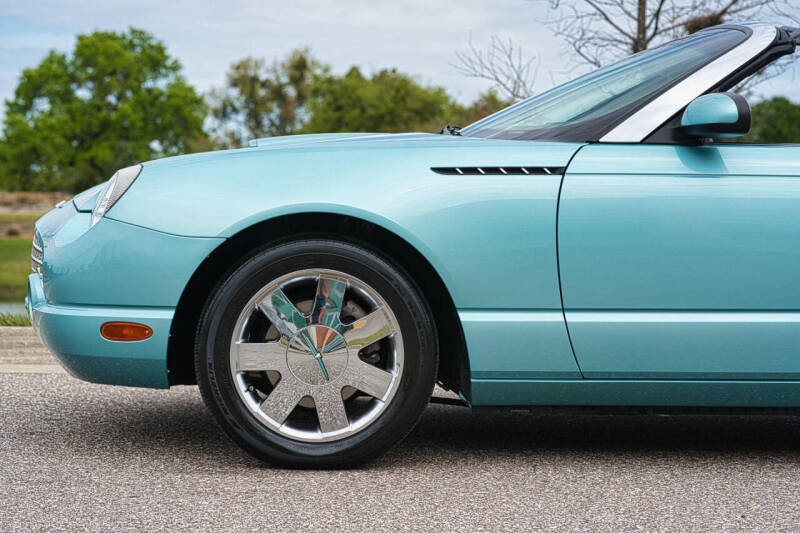 2002 Ford Thunderbird Deluxe