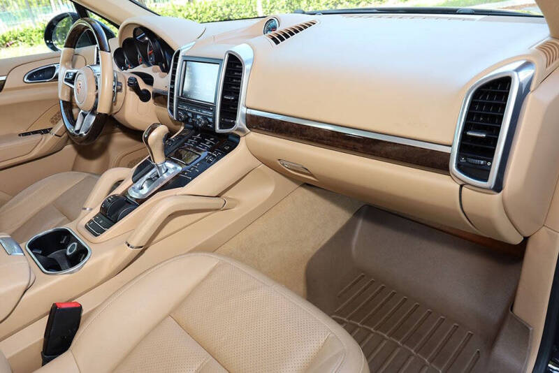 2016 Porsche Cayenne