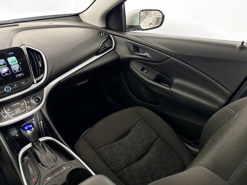 2018 Chevrolet Volt LT