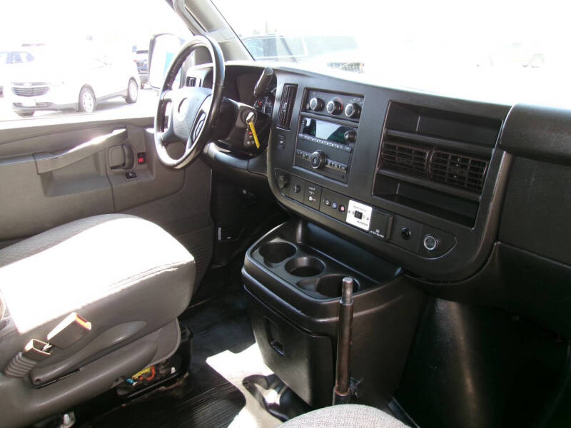 2020 Chevrolet Express 2500