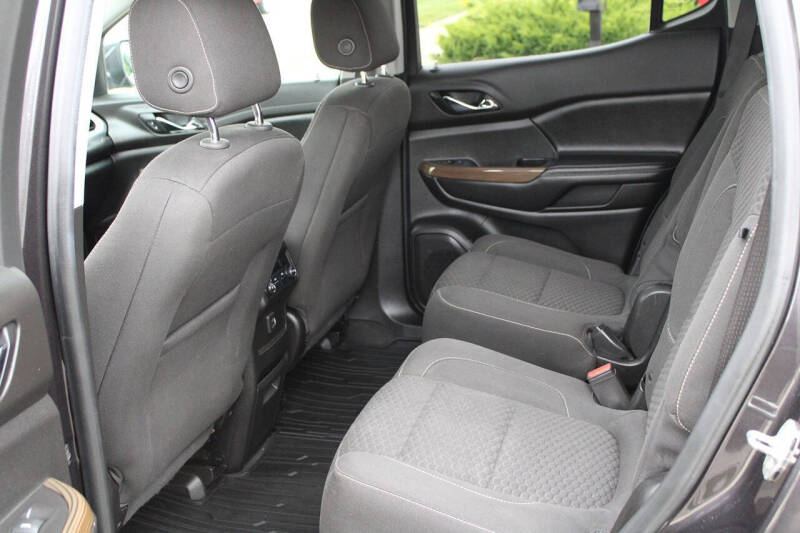 2019 GMC Acadia SLE-2