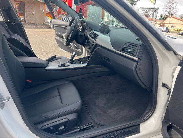 2013 BMW 3 Series 328i