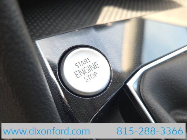 2025 Volkswagen Taos S 4Motion