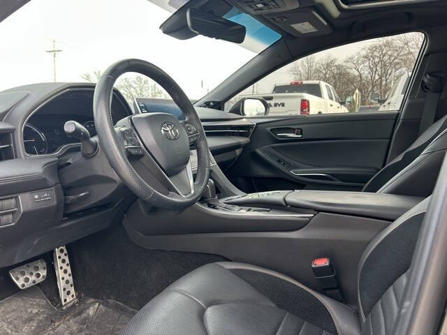 2022 Toyota Avalon Hybrid XSE Nightshade