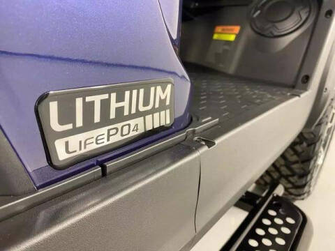 2025 Evolution MAVERICK 4 PLUS