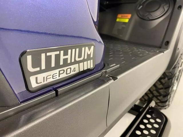 2025 Evolution MAVERICK 4 PLUS