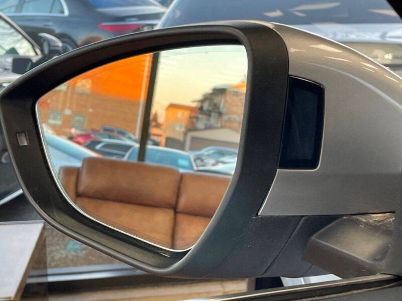 2022 Audi e-tron Sportback quattro Premium S line