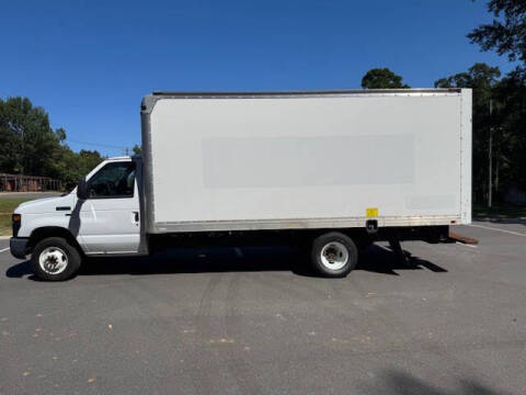 2017 Ford E-Series E-350 SD