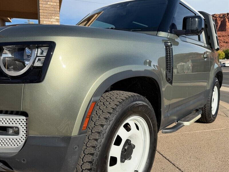 2022 Land Rover Defender 90 Standard