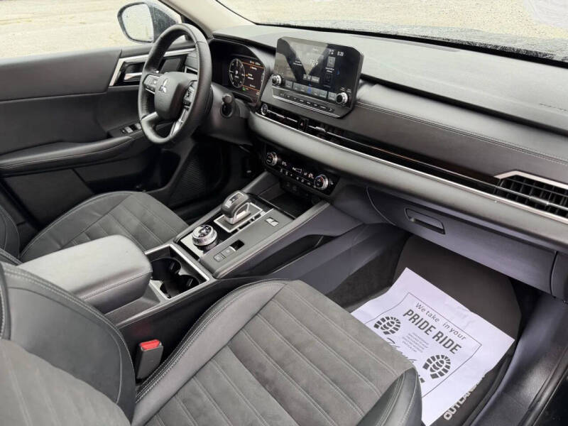 2023 Mitsubishi Outlander PHEV