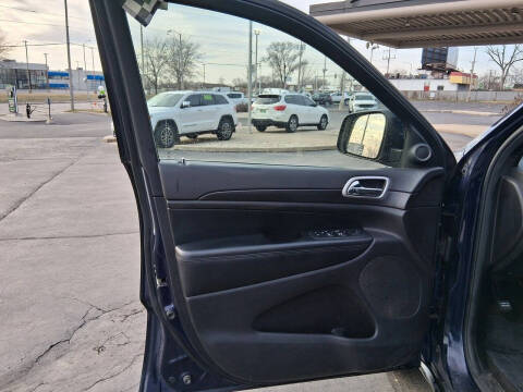 2018 Jeep Grand Cherokee Laredo E