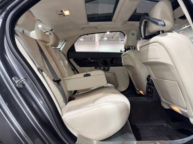 2019 Jaguar XJL Portfolio