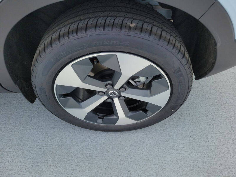 2026 Volvo XC40 B5 Core
