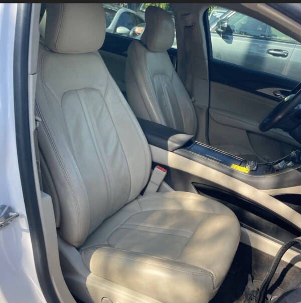 2018 Lincoln MKZ Select