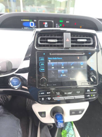 2016 Toyota Prius Three