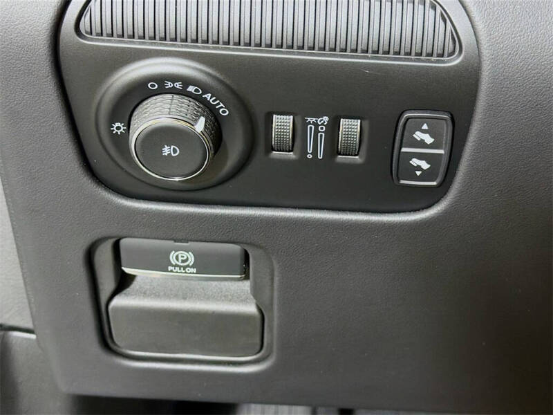 2022 Jeep Grand Wagoneer Series II