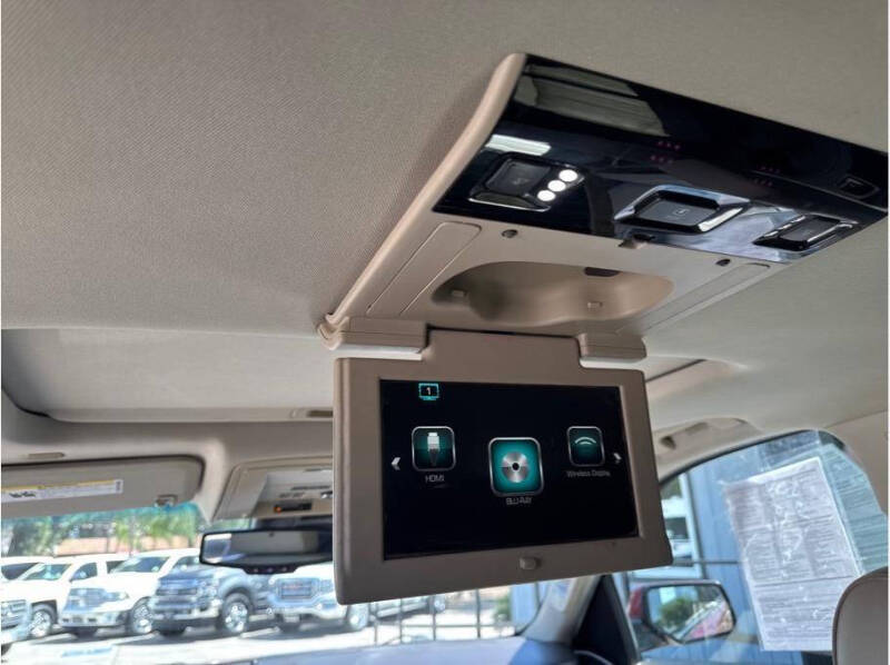 2017 GMC Yukon Denali