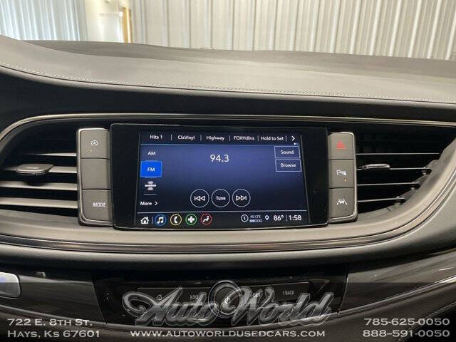 2023 Buick Enclave Essence