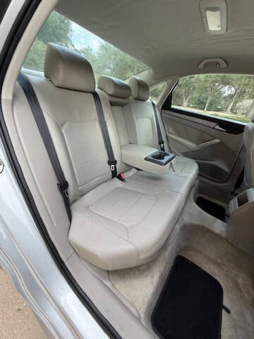 2015 Volkswagen Passat 1.8T Wolfsburg Edition